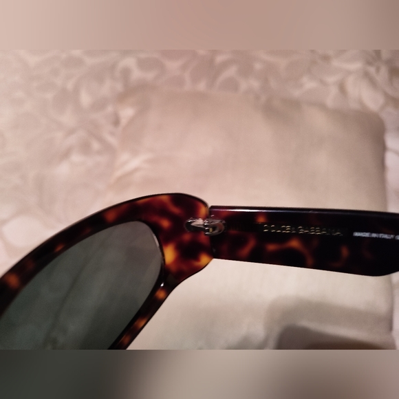 Authentic Dolce & Gabbana women sunglasses - Picture 7 of 11